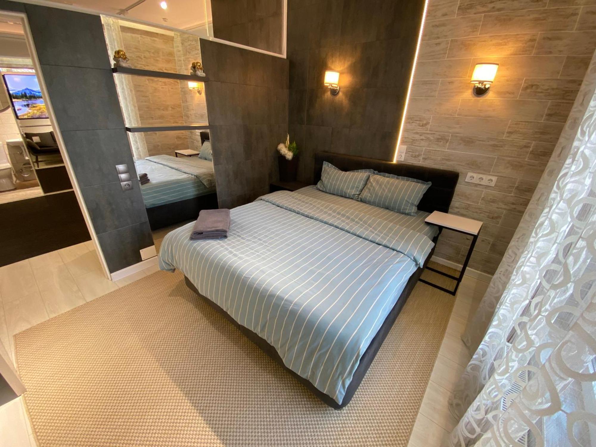 Rentnow Modern Business Apartment With 3 Bedrooms In Centre Chisinau Exterior foto
