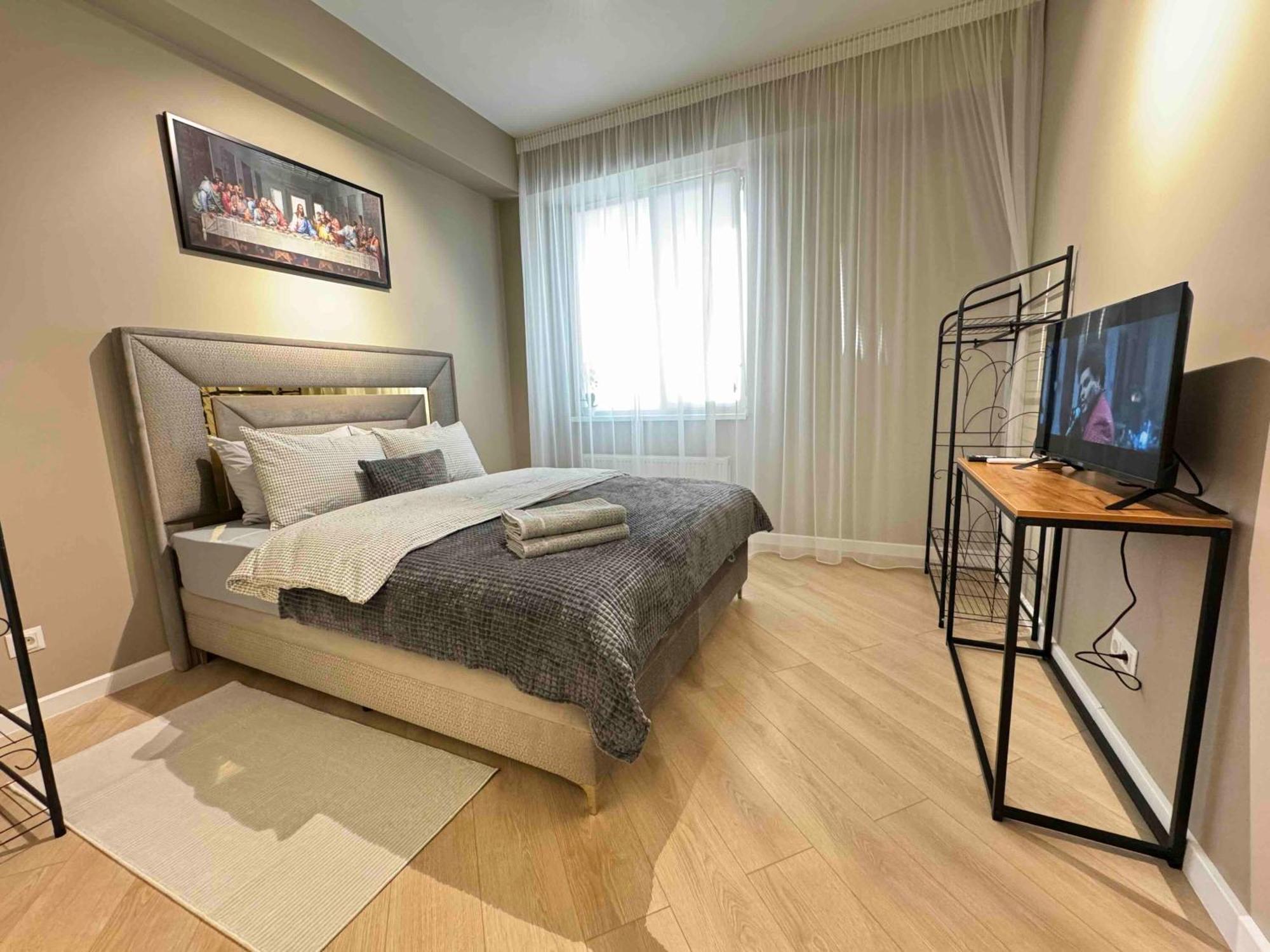 Rentnow Modern Business Apartment With 3 Bedrooms In Centre Chisinau Exterior foto